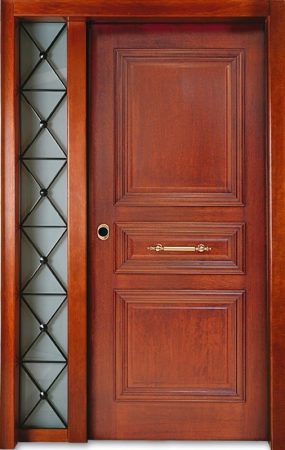 Luxus 3 Front door