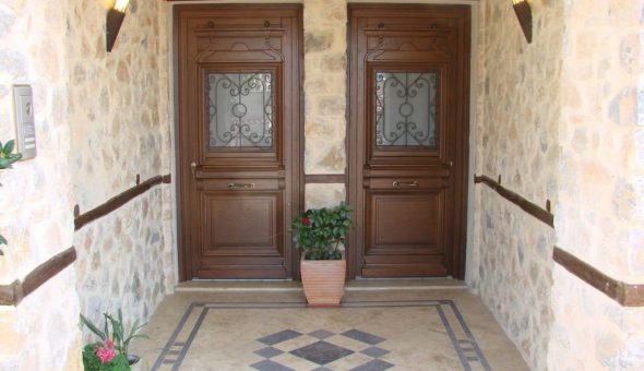 IOLI A2800 Front door