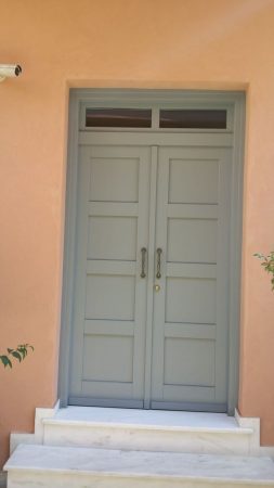 ARIADNI E1000 Front door